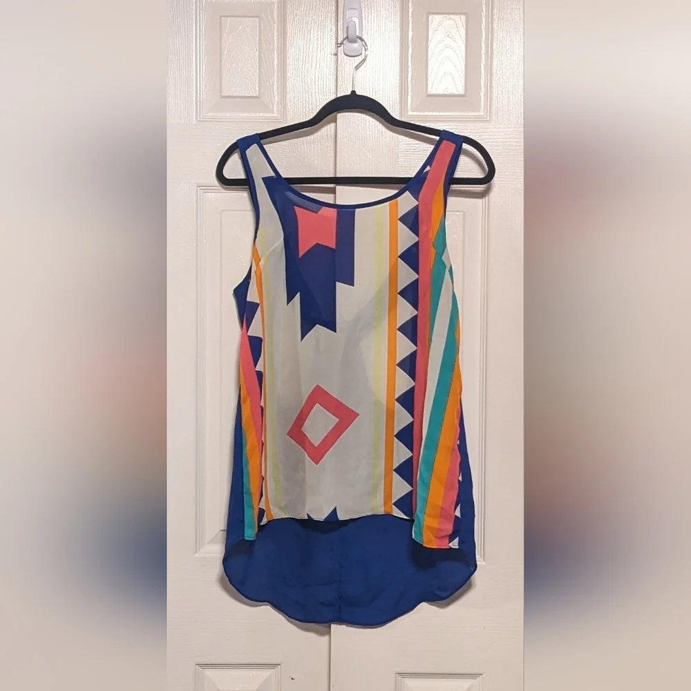 5/$25 Lulumari Sleeveless Top - Picture 1 of 6